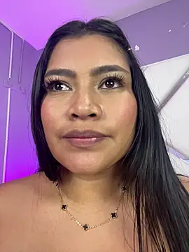 lunaarosse - LunaaRosse's free webcam - UK Sex Cams