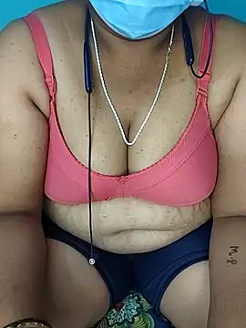 Webcam Model (TamilSembaruthi143)  is live.Free join now!