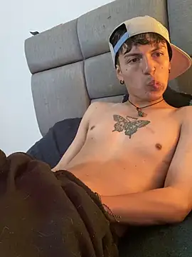 NaytonFreeman webcam