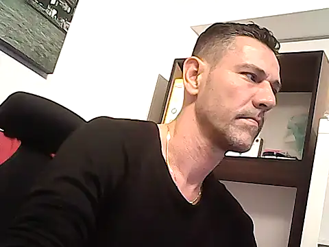 mastercharisma35 webcam