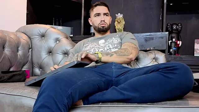 matteosantos live sex cam