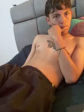 NaytonFreeman webcam