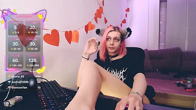 Littlepinkcat webcam