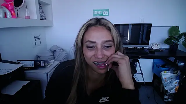 salome_drasin webcam