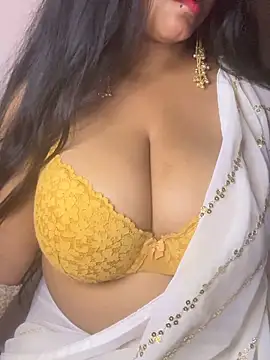 GLaM_GoDdEsS_143 webcam