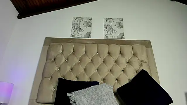 Emily_Castano webcam