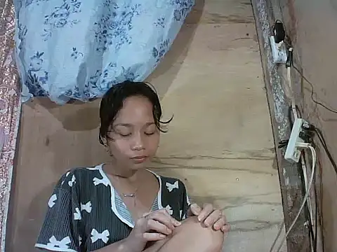 Asianpinay_Skinny1818 webcam
