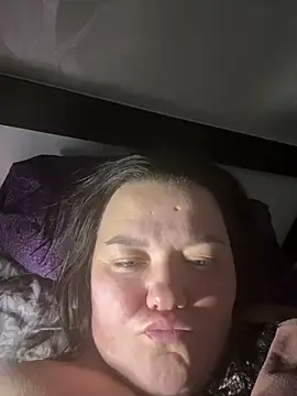 SunnyLeila2101 webcam