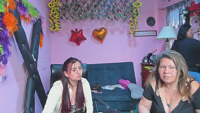lesbiancuple webcam
