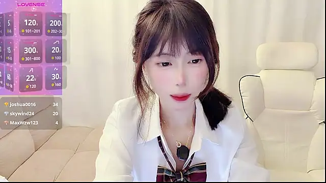 美女yuanbao_a在线直播