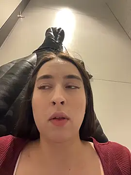 Holly_Play live sex cam