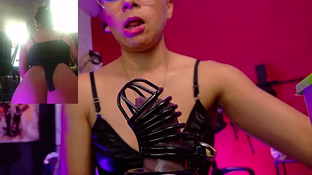 MistressSlut1 webcam