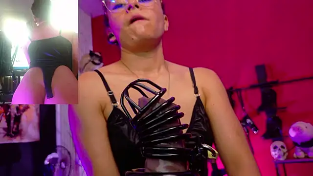 MistressSlut1 webcam