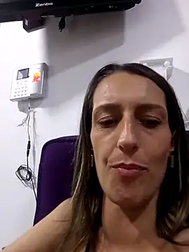 Karolyn_rousse webcam