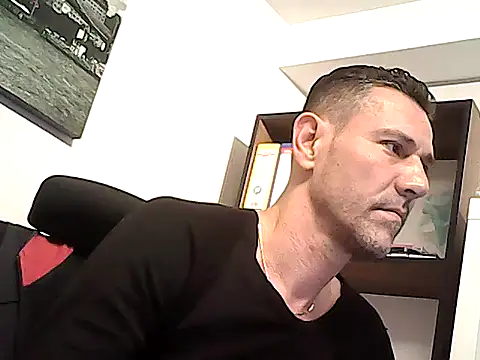 mastercharisma35 webcam