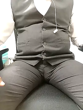 expresshorse (Ask my age) - Big  Milky CUM