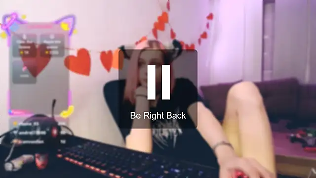 Littlepinkcat's room