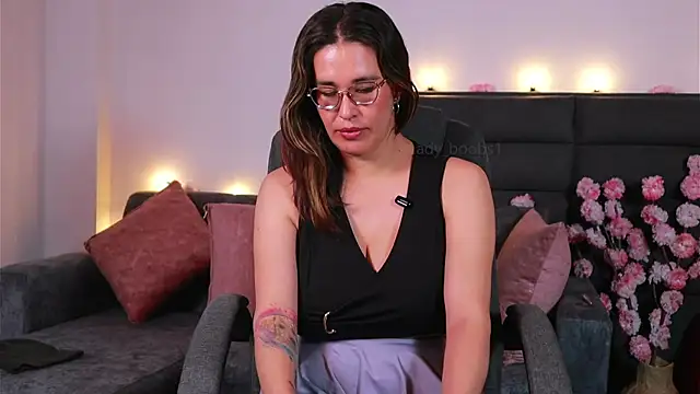 kathieandpovcock1 webcam