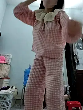 simsim-00 - Simsim-00's free webcam