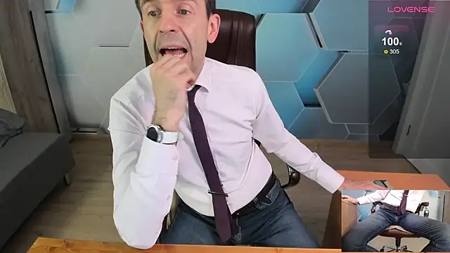 stevetiger (Ask my age) - naked