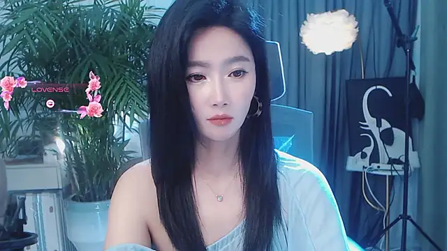 美女feifei-love在线直播