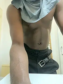 blackmidlecock webcam