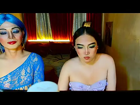 Phenomenal_Shemale webcam