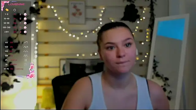 Josephine_Kiss webcam