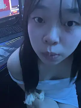 美女TTbeibei178在线直播