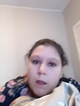 GlitterAuburn webcam