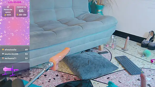 Daliana_Gounbolt webcam