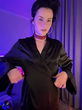 bigJuicyPussy webcam