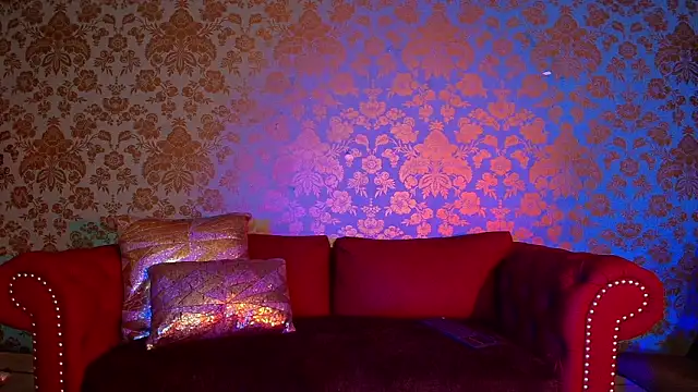 Violet_StormX webcam