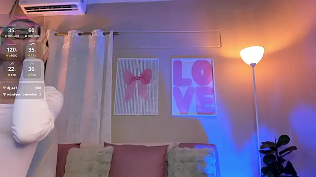 MarianaaDooll webcam