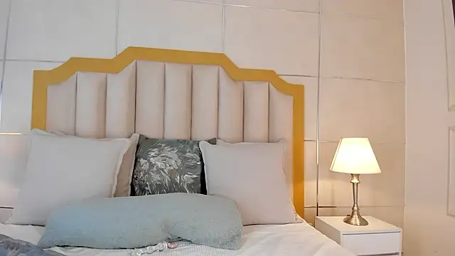 Crystal_Rose__ webcam