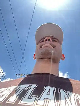 Michaell_Spinelly webcam