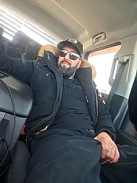 Beardedtattood webcam