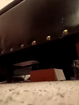 sissytrapdolly24's room