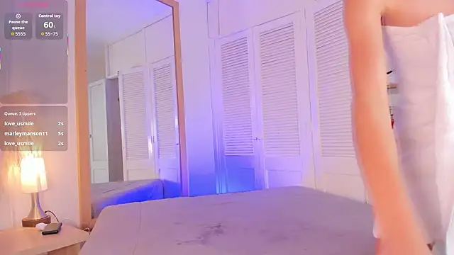 ALICESANDOVAL webcam