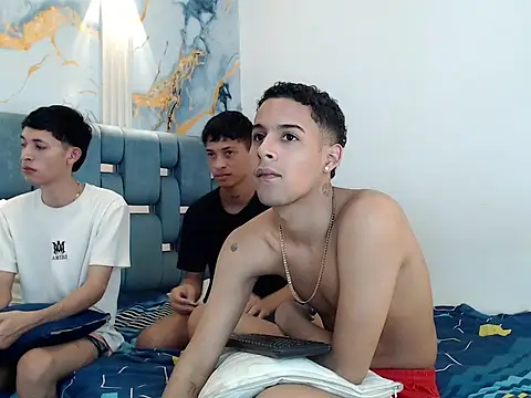GOLD_BOYS webcam