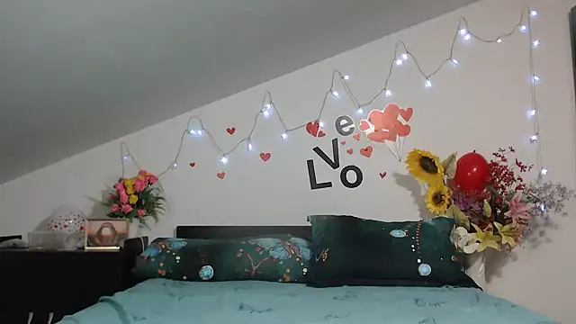 SweetMaddy888 webcam