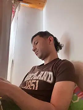 Michaell_Spinelly webcam