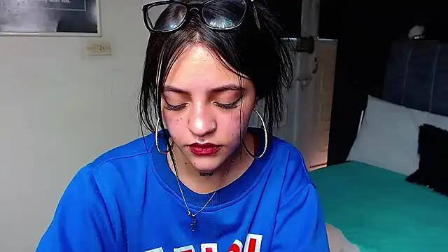 Violettasquirt webcam