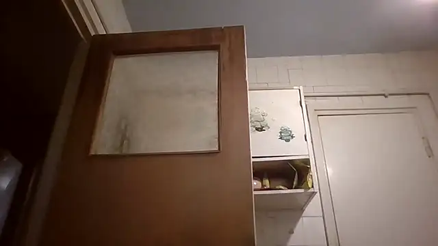 mariusica1@xh webcam