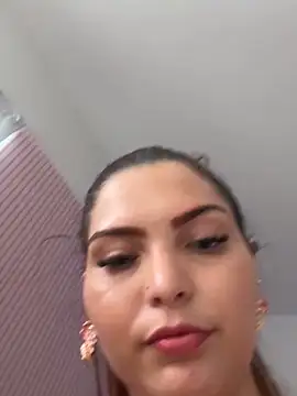 melyssaa23 live sex cam