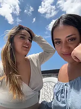 Antonella_Julieta webcam