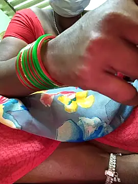 Tamilselviroja- webcam