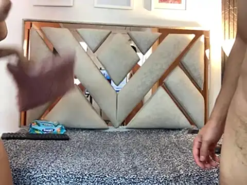 Antonella_And_Thiago webcam