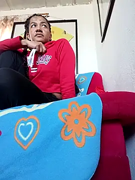 Bigassmommy_x webcam