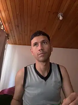 Michaell_Spinelly webcam